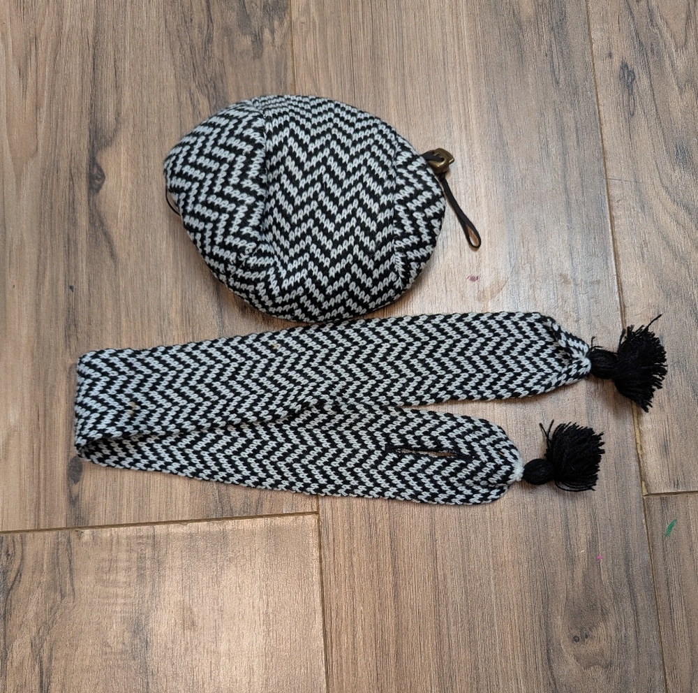 First Class Fido Black and White Dog Scarf And Hat, Medium